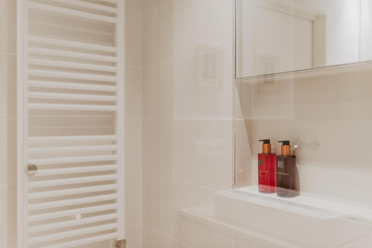 Petit Luxe Volta Apartaments Terrassa Buitenkant foto